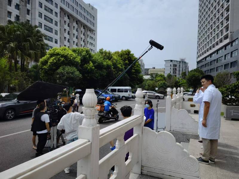 金平区广告片拍摄公司低成本实现高规格制作的诀窍